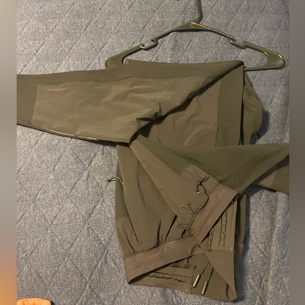 lululemon hybrid surge pants LARGE MEN